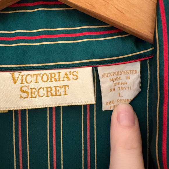 Vintage Victoria's Secret Green striped satin silky Button Down Shirt large - Picture 2 of 5